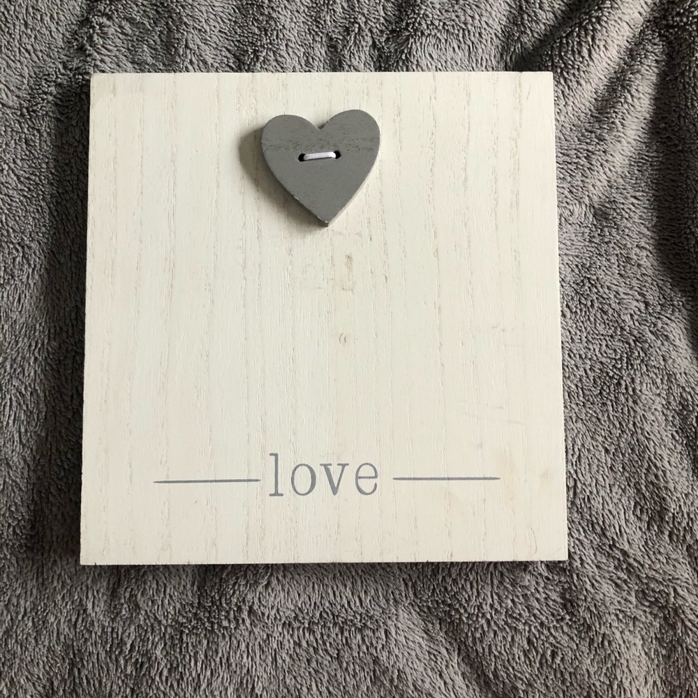Wooden picture holder